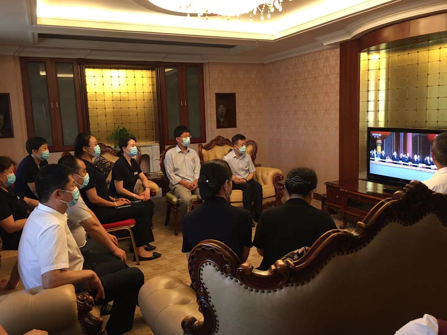 ƽ����(pinnacle)�ٷ���վ